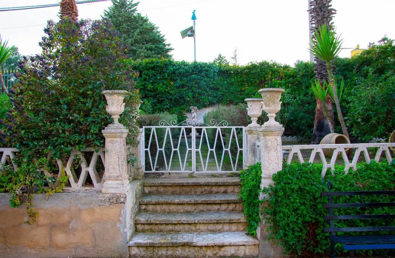 B&B L'Incanto Degli Artisti Caltagirone 0*,  Italy